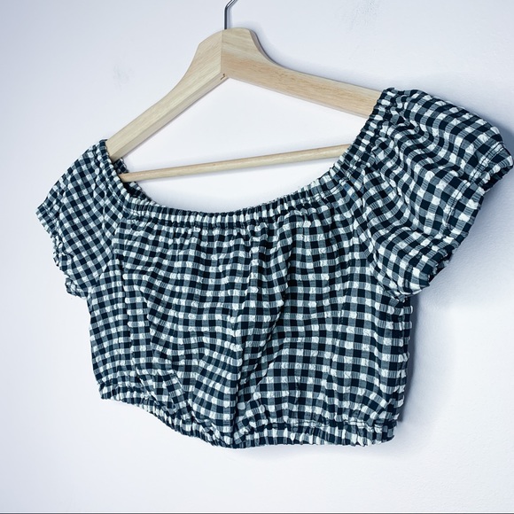 Aritzia Wilfred Black & White Gingham Crop Top - Picture 2 of 5